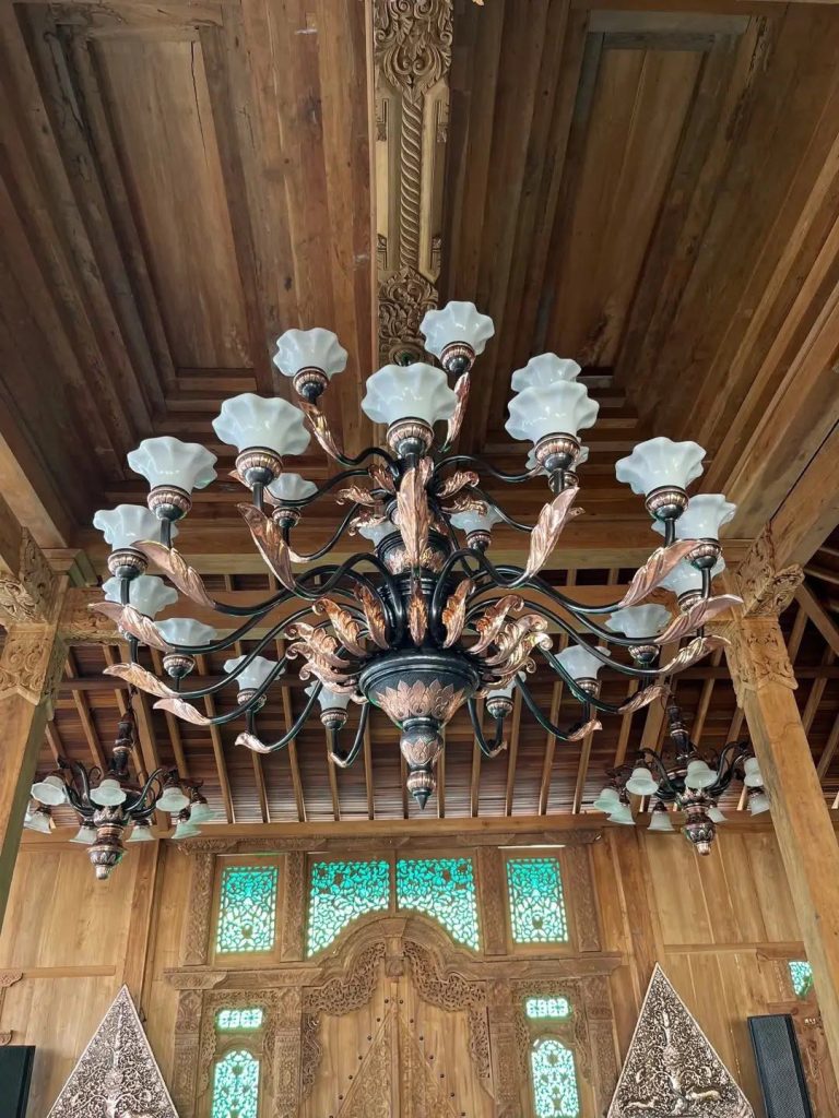 Lampu Rohyong Tembaga