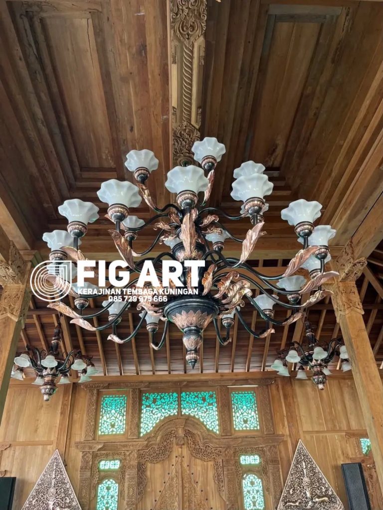 Lampu Tembaga