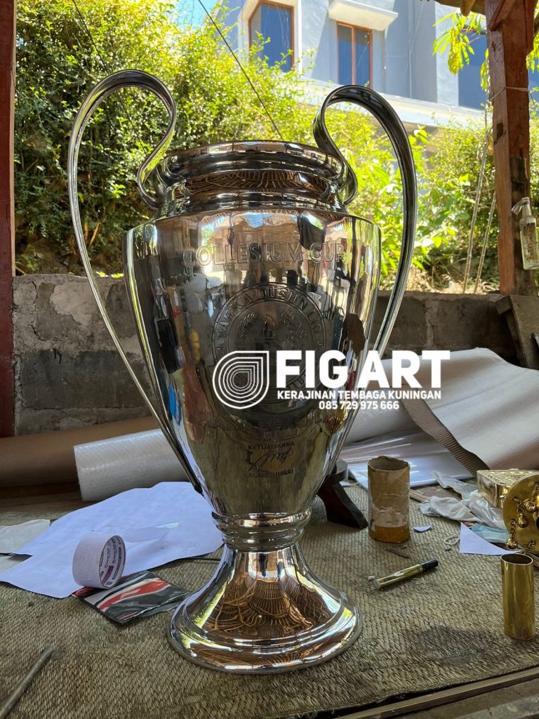 Piala UCL Alumunium