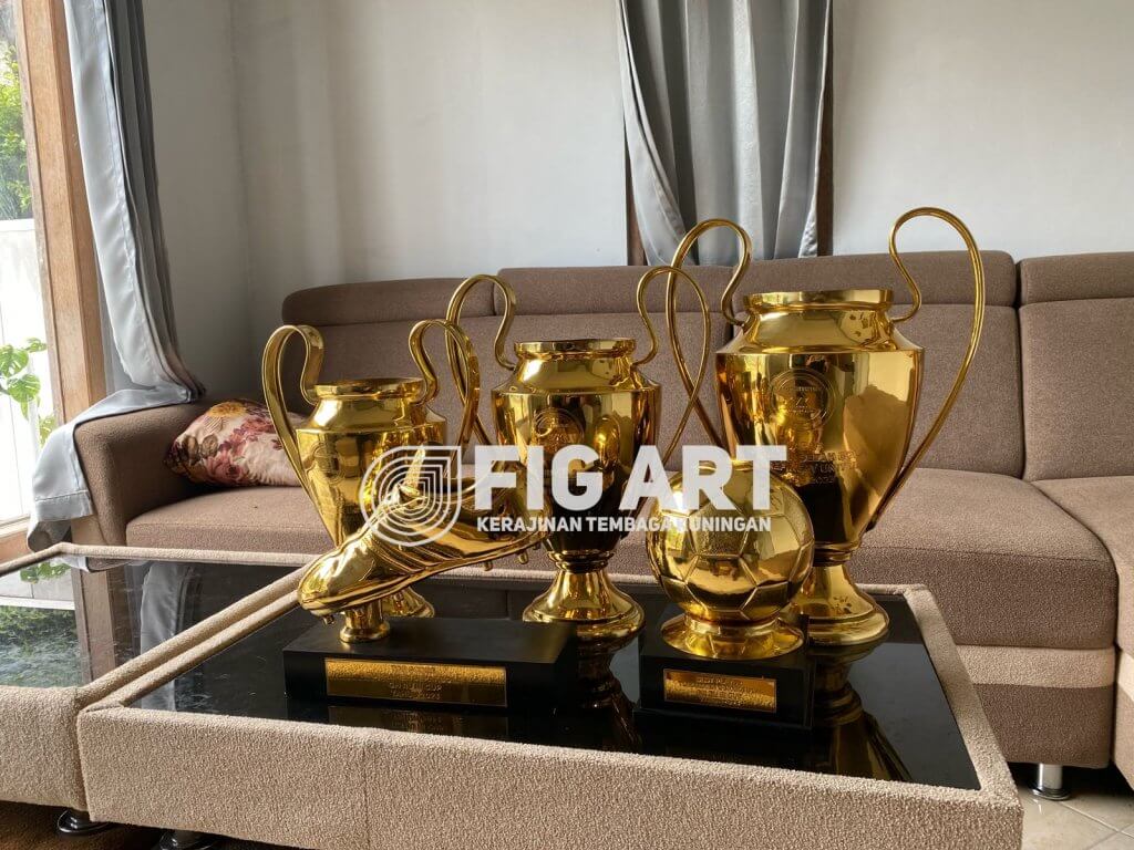 Trofi Piala Kuningan