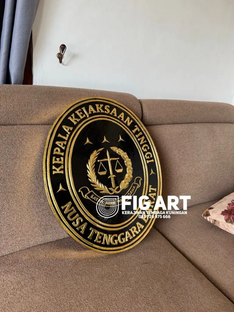 Logo Kuningan Kepala Kejaksaan Tinggi Nusa Tenggara